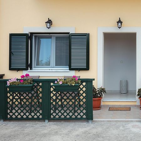 Nostalgia Corfu Town Apartments エクステリア 写真
