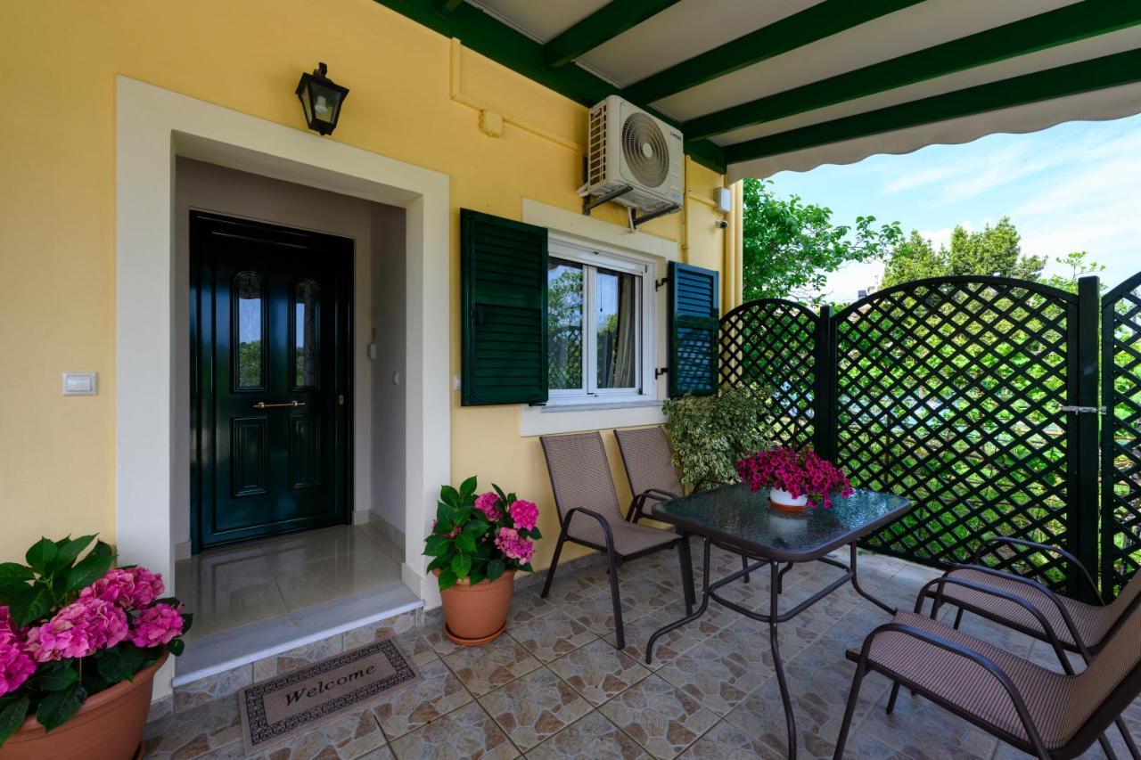 Nostalgia Corfu Town Apartments エクステリア 写真