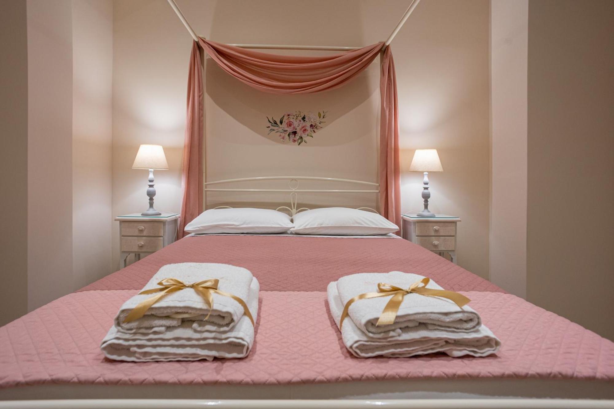 Nostalgia Corfu Town Apartments エクステリア 写真