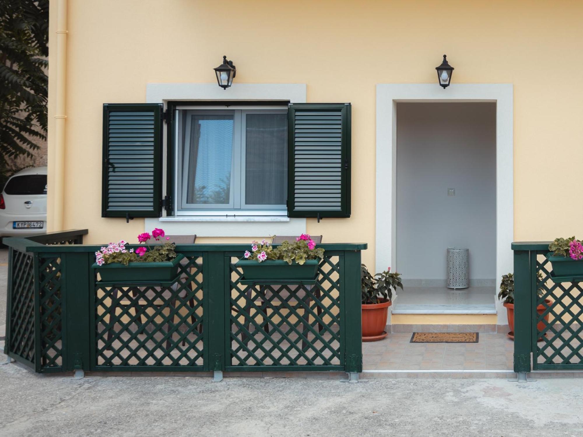 Nostalgia Corfu Town Apartments エクステリア 写真